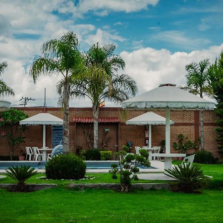 Hotel Tonall'Inn ซาน ฮวน ตีโอตีฮัวคัน ภายนอก รูปภาพ