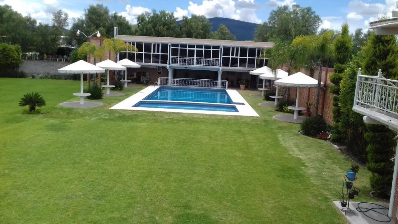 Hotel Tonall'Inn ซาน ฮวน ตีโอตีฮัวคัน ภายนอก รูปภาพ