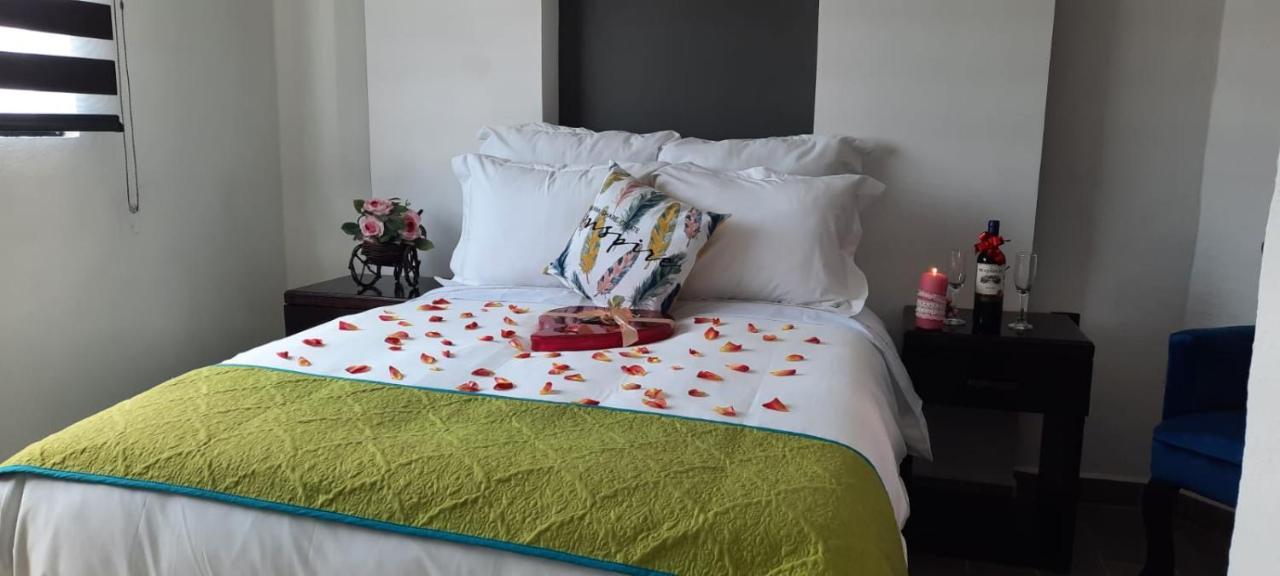 Hotel Tonall'Inn ซาน ฮวน ตีโอตีฮัวคัน ภายนอก รูปภาพ